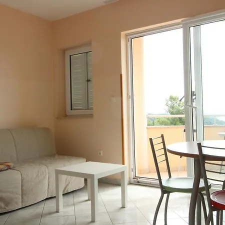 Apartment Miriam Premantura
